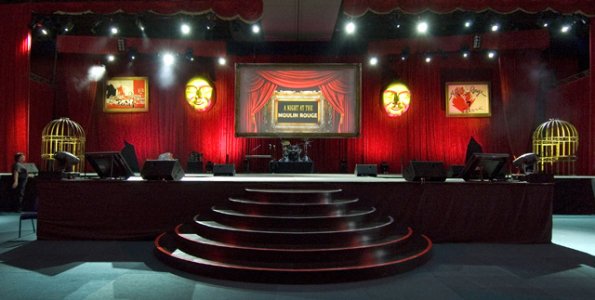 Neways-2008-Moulin-Rouge-Stage-Set-2